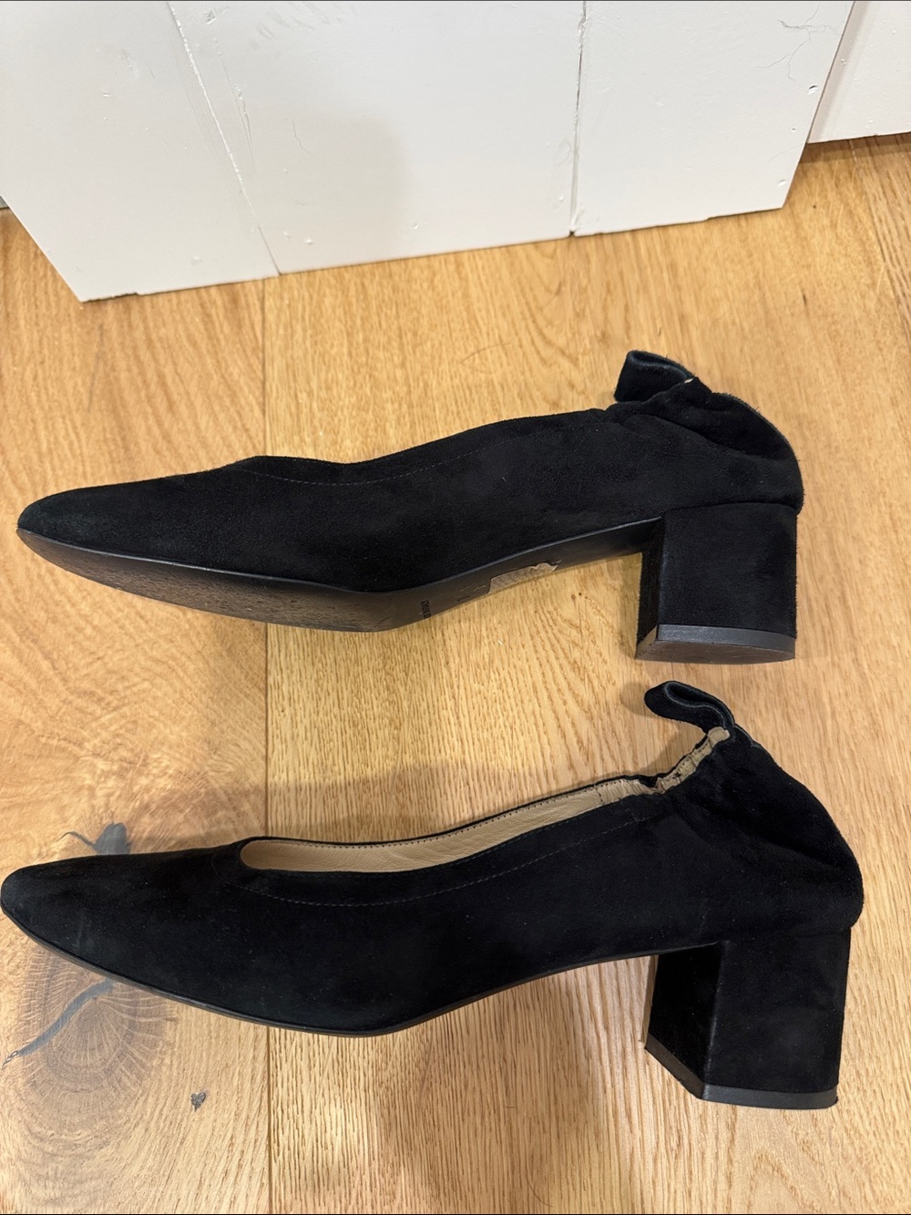 Everlane The Day Heel in black suede Sz 7. - Picture 4 of 11